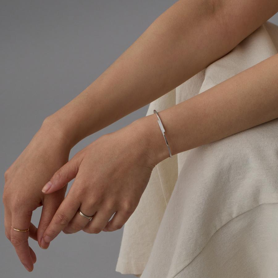 バングル ダイヤモンド K18 K10 Pt900 ゴールド プラチナ レディース 細身 ギフト プレゼント  Stack Line Bangle Diamond | Avaron | 07