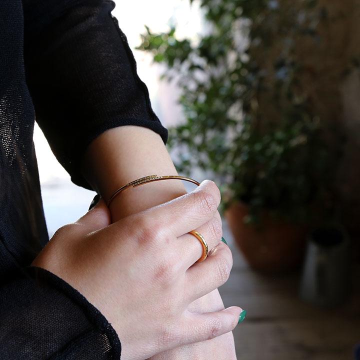 バングル ダイヤモンド K18 K10 Pt900 ゴールド プラチナ レディース 細身 ギフト プレゼント  Stack Line Bangle Diamond | Avaron | 09