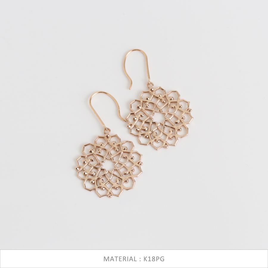 透かし柄 フックピアス 揺れる ピアス レディース アラベスク K10 K18 Pt900 ゴールド プラチナ ギフト プレゼント  Rudynore Hook Pierce | Avaron | 06