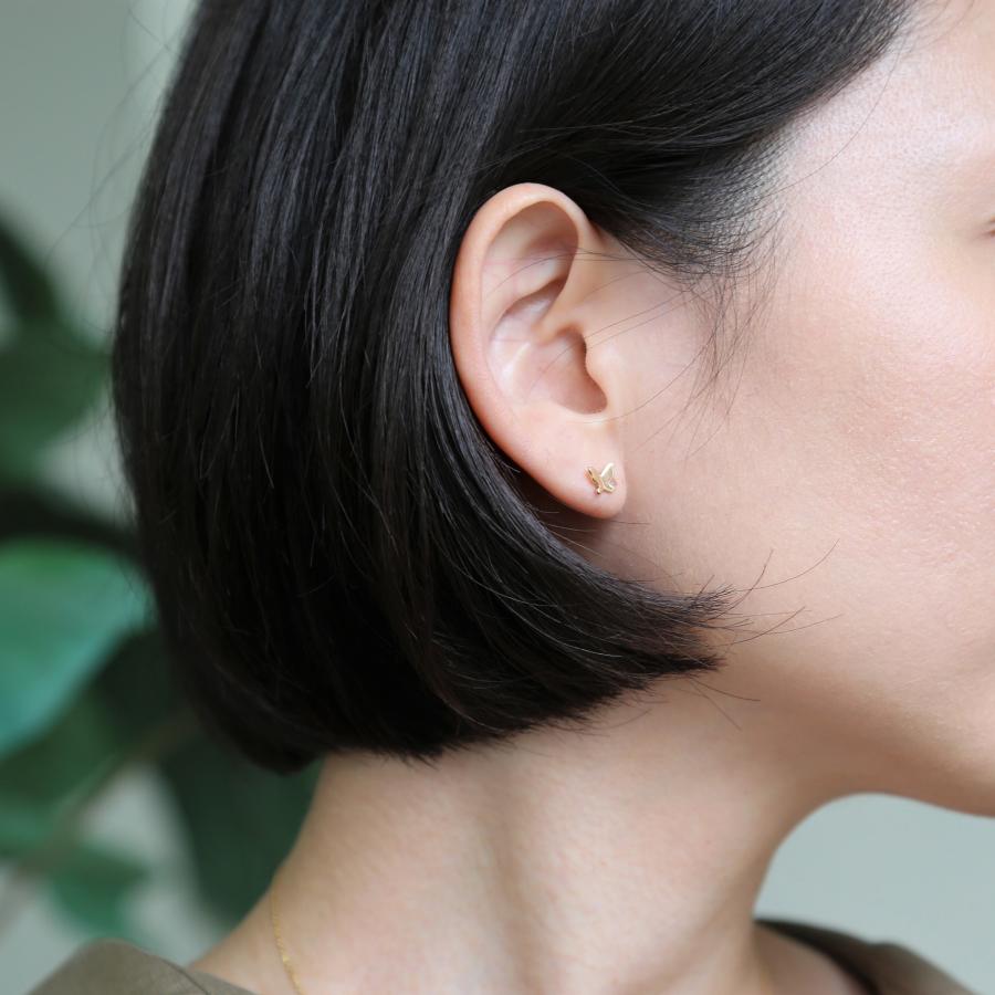 バタフライ プレート ピアス 蝶 レディース K10 K18 Pt900 ゴールド プラチナ シンプル ギフト プレゼント  Butterfly Pierce | Avaron | 10