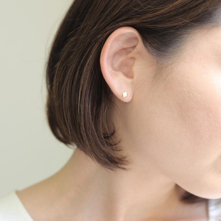 Avaron ひし形 プレート ピアス レディース K10 K18 Pt900 Avaron ひし形 プレート ピアス レディース K10 K18 Pt900