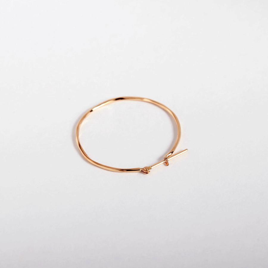 ツイスト フープピアス スパイラル ねじり レディース K10 K18 Pt900 ゴールド プラチナ 地金 シンプル ギフト プレゼント  Torquent Hoop Pierce M | Avaron | 02