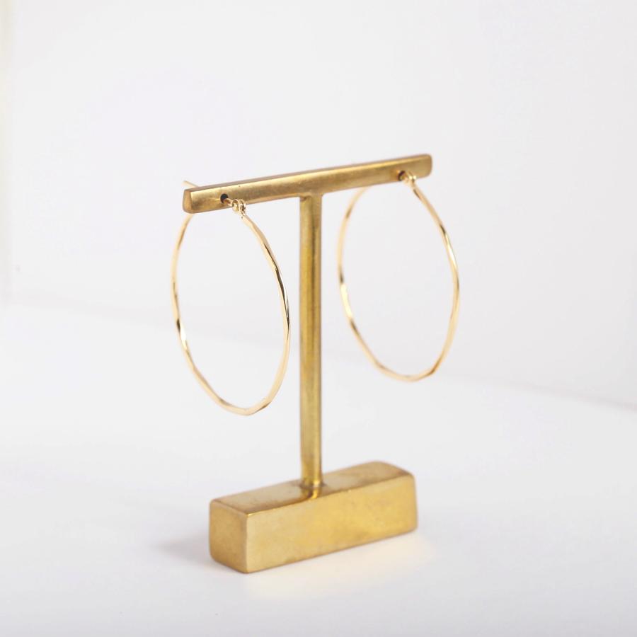 ツイスト フープピアス スパイラル ねじり レディース K10 K18 Pt900 ゴールド プラチナ 地金 シンプル ギフト プレゼント  Torquent Hoop Pierce M | Avaron | 04