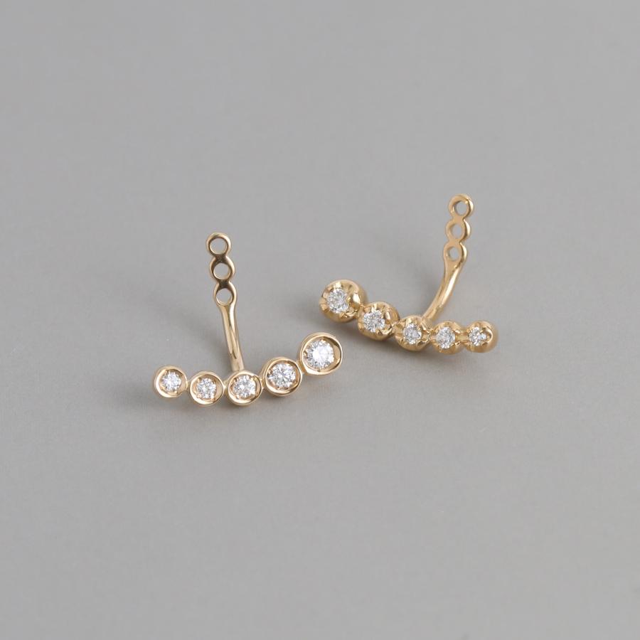 【美品】K18 ピアスパーツ ダイヤモンド avaron アヴァロン ピアス 美品】K18 ピアスパーツ ダイヤモンド avaron アヴァロン ピアス