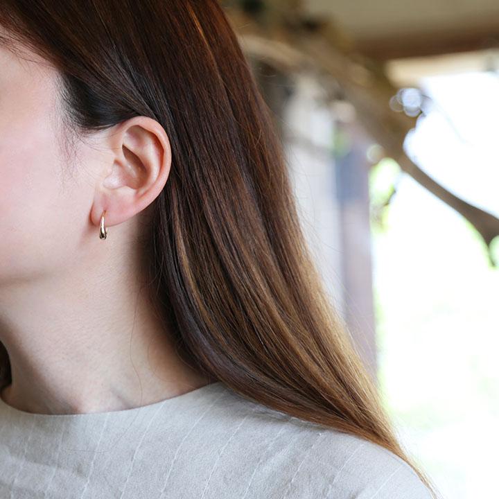 ドロップ モチーフ フックピアス レディース K10 K18 Pt900 ゴールド プラチナ 地金 シンプル ギフト プレゼント  Drop Hook Pierce | Avaron | 10