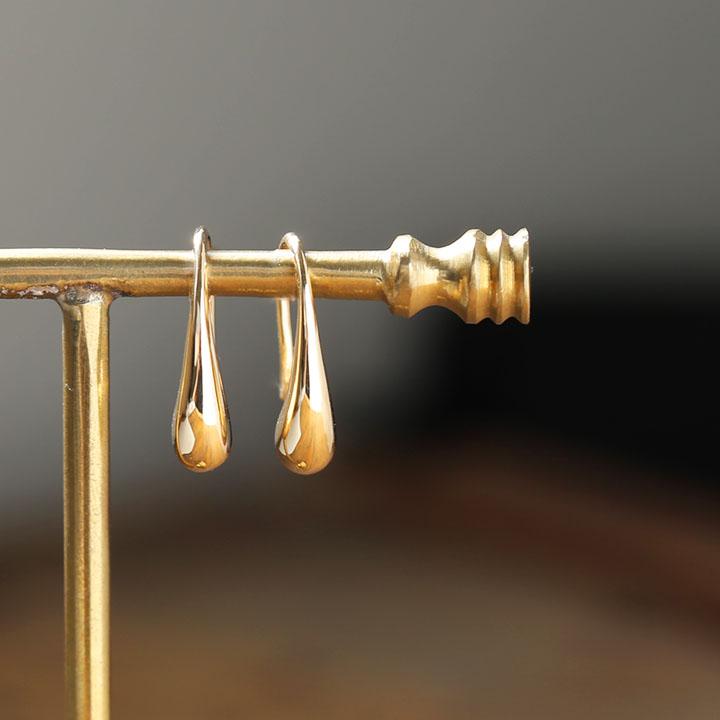 ドロップ モチーフ フックピアス レディース K10 K18 Pt900 ゴールド プラチナ 地金 シンプル ギフト プレゼント  Drop Hook Pierce | Avaron | 15