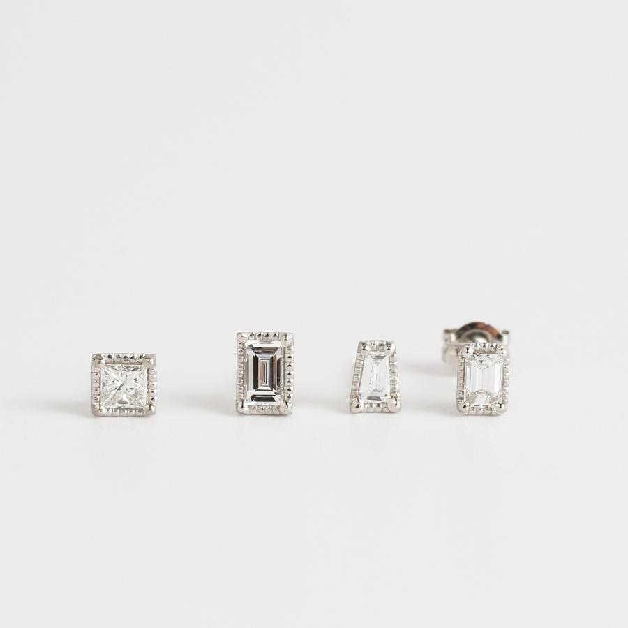 一粒 エメラルドカット ダイヤモンド ピアス レディース Pt900 プラチナ 片耳 ギフト プレゼント  Fancy Cut Diamond Pierce Emerald | Avaron | 06