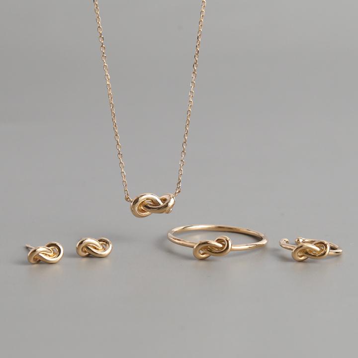 結び目 ピアス レディース K10 K18 Pt900 ゴールド 地金 片耳 両耳 ギフト プレゼント  Knot Pierce | Avaron | 16