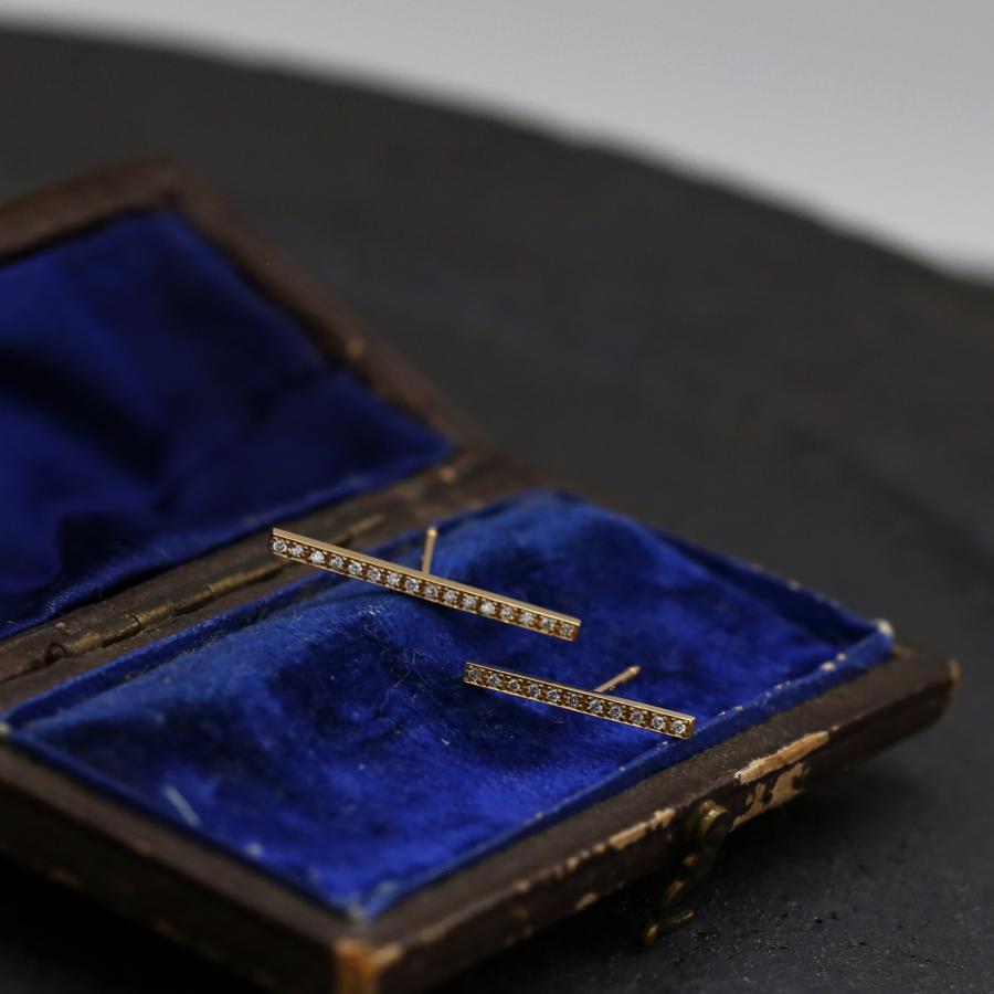 ダイヤモンド バー ピアス レディース k18 k10 pt900 ゴールド 片耳 ギフト プレゼント  Bar Diamond Pierce M | Avaron | 12