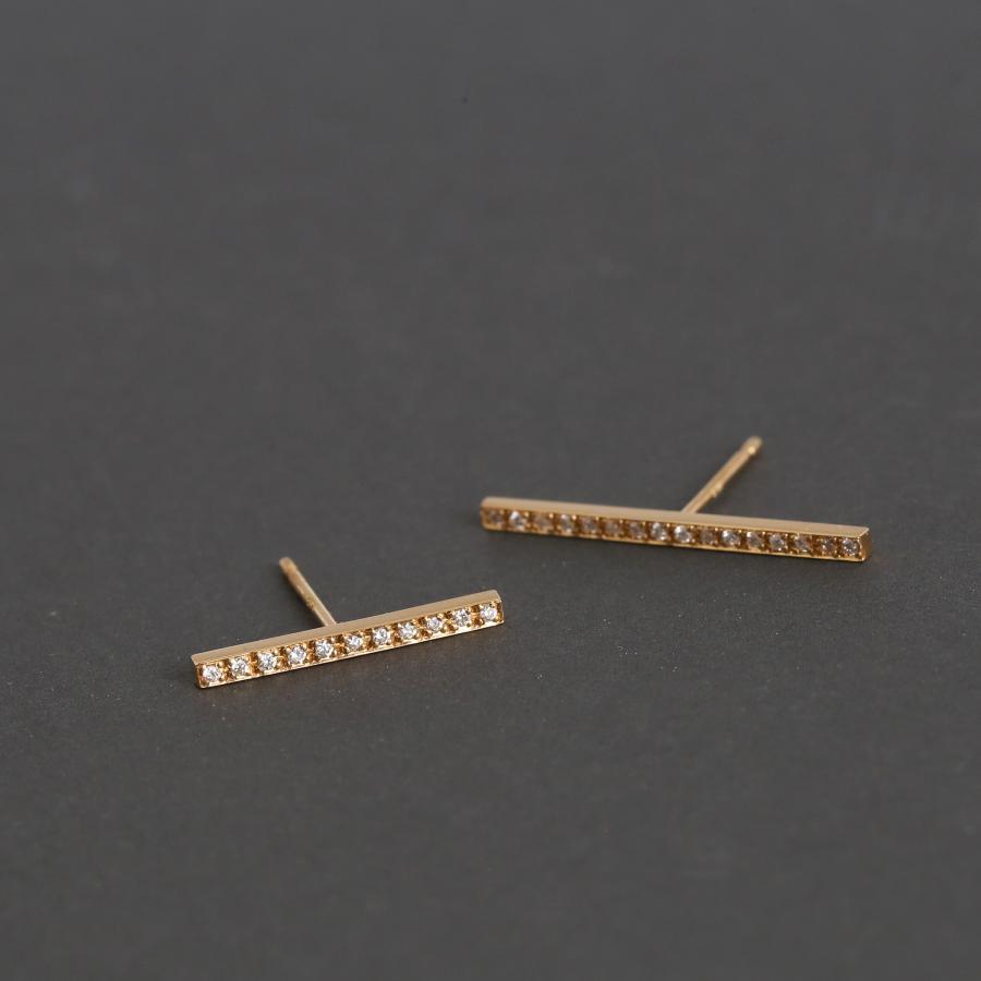 Avaron（アヴァロン） ダイヤモンド バー ピアス レディース k18 k10