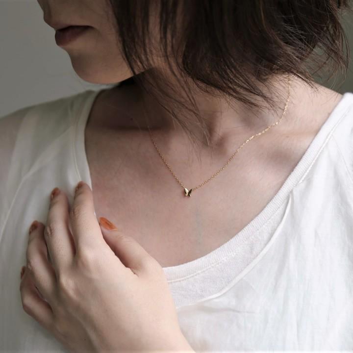 上品なスタイル STAR JEWELRY K18YGダイヤモンド 白蝶貝 バタフライネックレス - ネックレス