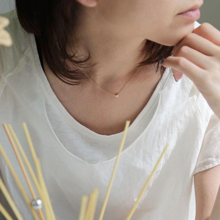 Avaron 一粒 ダイヤモンド 0.07ct ネックレス レディース K10 Avaron 一粒 ダイヤモンド 0.07ct ネックレス レディース K10