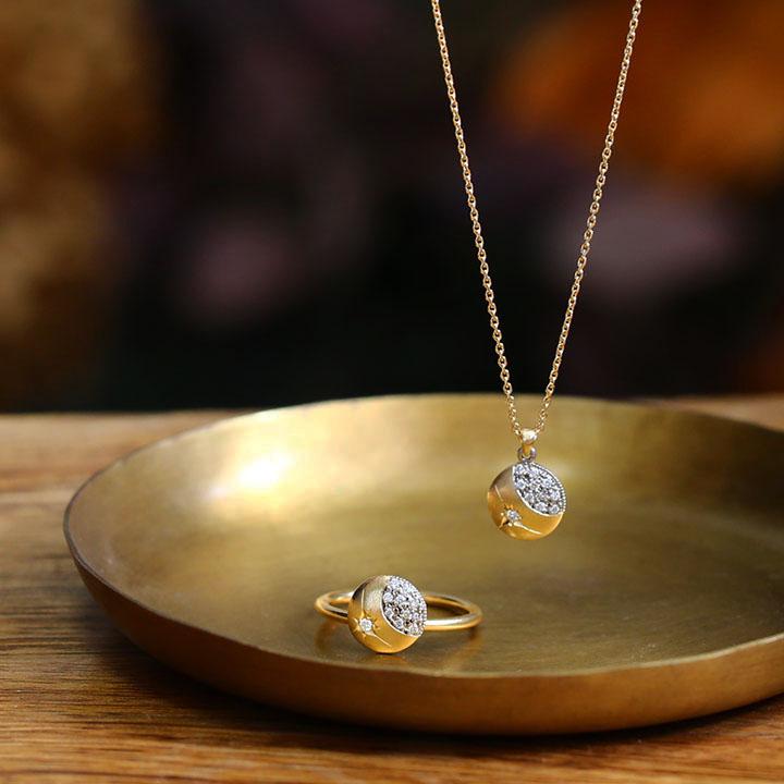三日月 ダイヤモンド コンビカラー ネックレス レディース k18 18k 18金 ゴールド ホワイトゴールド ギフト プレゼント  Mikazuki Necklaceの画像