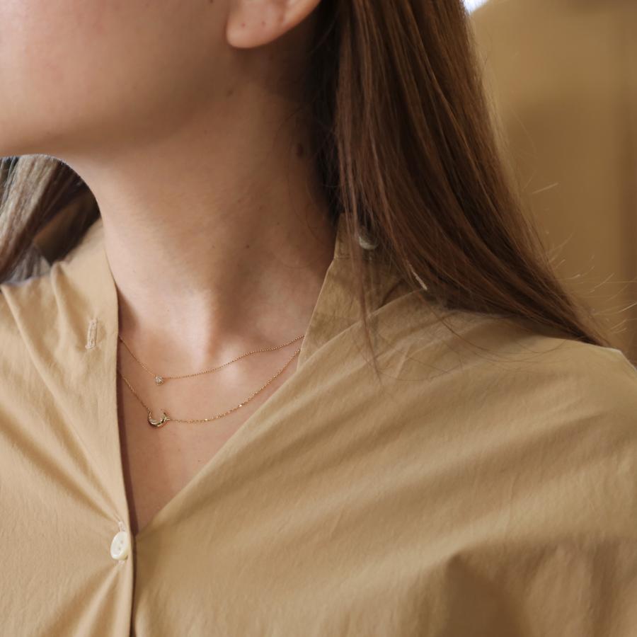 Avaron（アヴァロン） 三日月 ダイヤモンド 艶消し ネックレス