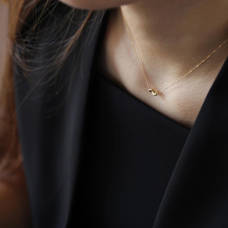 Avaron ネックレス 結び目 ゴールド K10 K18 Pt900 レディース Avaron ネックレス 結び目 ゴールド K10 K18 Pt900 レディース