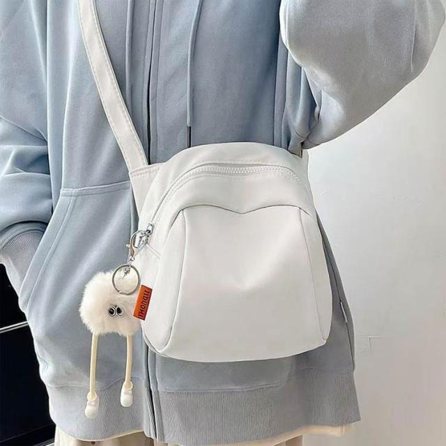ショルダーバッグ レディース 斜め掛け 大人 軽量 大容量 上品