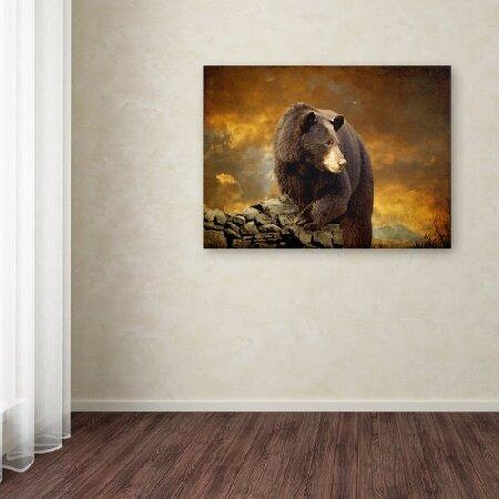 Trademark Art The Bear Went Over The Mountain by Lois Bryan キャンバスウォールアート 22 by 32-Inch LBr027-C2232GGの画像