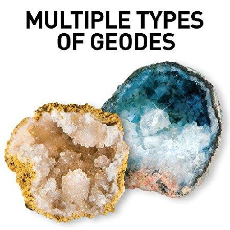 Crack Open 2 Geodes and Explore Crystals with NATIONAL GEOGRAPHIC_2