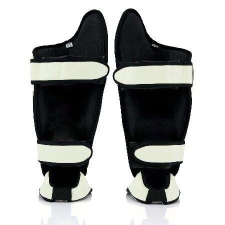Fairtex SP8 ムエタイ すね当て メンズ レディース キッズ | シンテックレザー製シンガード プレミアム 軽量 耐久性 | 拡張された側面保護 (ホワイト/XL)の画像