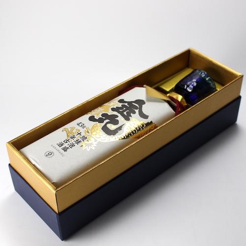 泡盛 古酒 伊是名酒造 / 金丸 十年古酒 おちょこ付き 43度,720ml 泡盛 古酒 伊是名酒造 / 金丸 十年古酒 おちょこ付き 43度,720ml