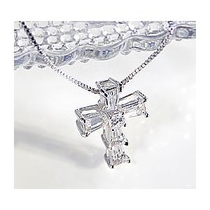 美品【agete】　K10ダイヤモンドクロスネックレス agete K10 クロス ダイヤモンド ネックレス