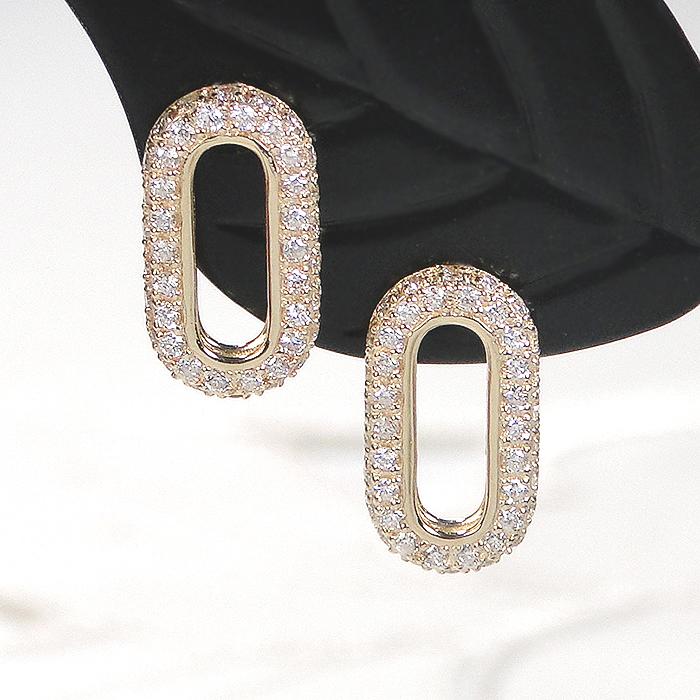 K18YG 0.30ct ダイヤモンド オーバルモチーフ ピアス 送料無料 楕円