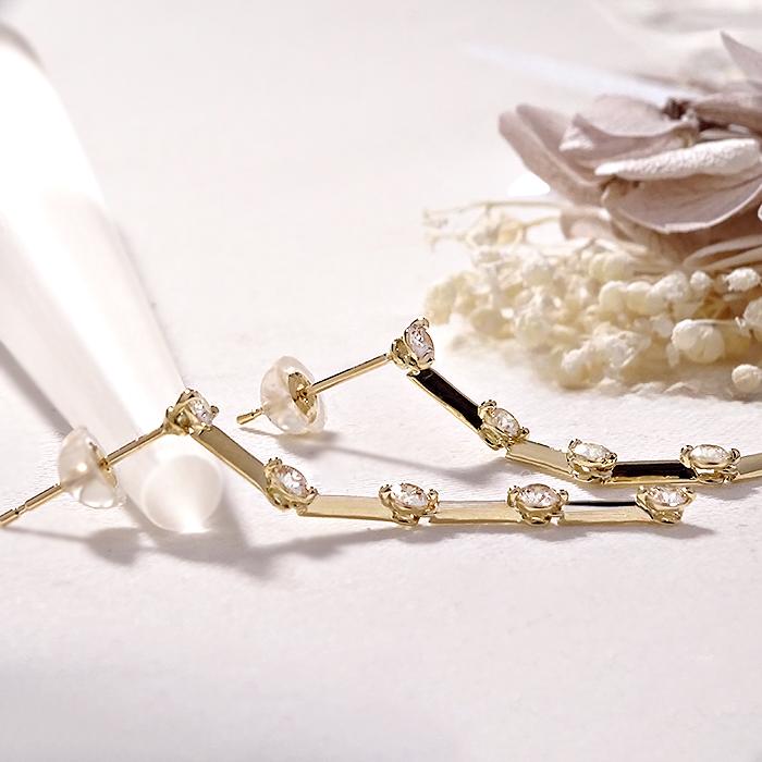 K18YG 0.5ct ダイヤモンド ピアス 送料無料 K18 18金 ゴールド イエローゴールド ダイヤ ダイア ロング 上品 可愛い 人気 縦 ライン 揺れる 0.5カラット bep0027の画像