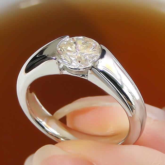 pt900 【1.0ct】超大粒ダイヤモンド リング 送料無料 品質保証書 