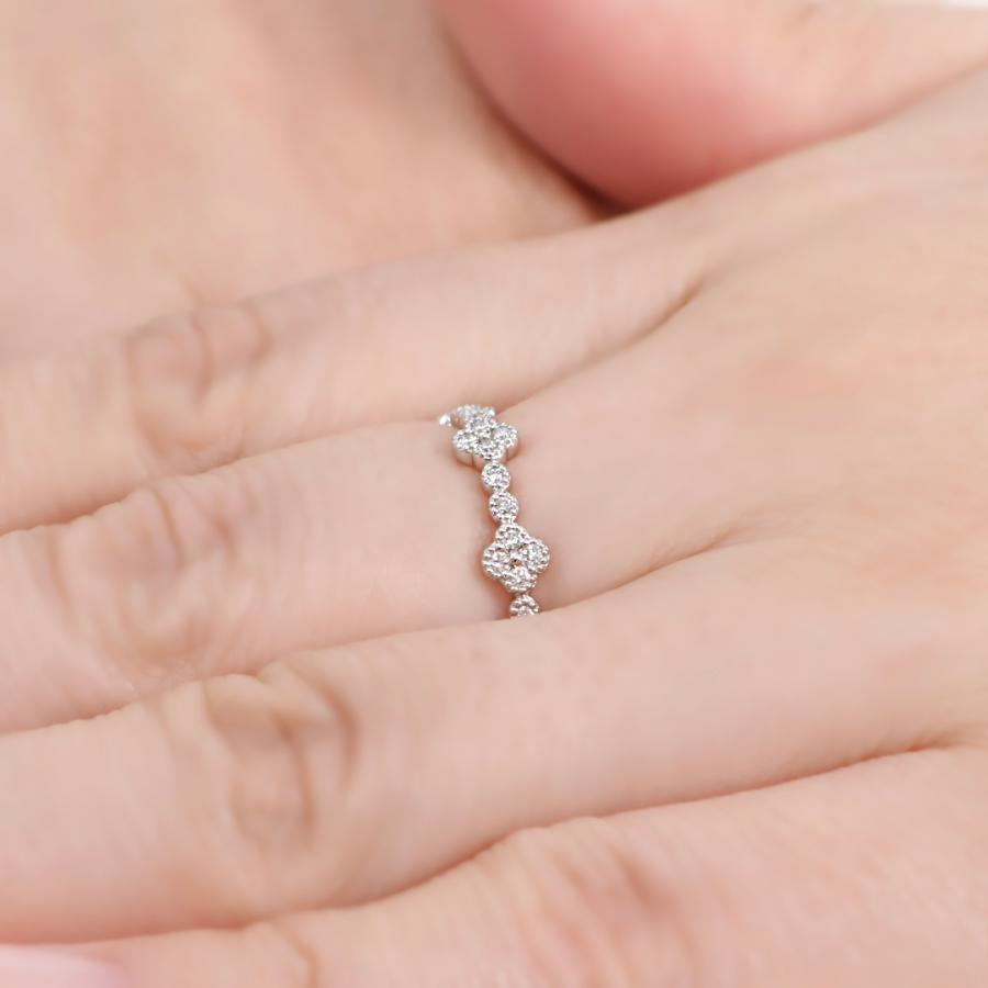Pt900 0.15ct フラワー ダイヤモンド リング 送料無料 ジュエリー プラチナ プラチナ900 ダイヤ ダイア 4月 誕生石 花 お花 人気 ミル打ち 華やか ber0479の画像