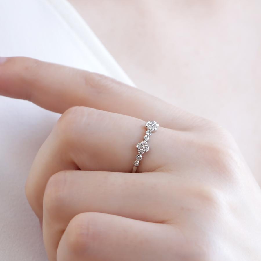 Pt900 0.15ct フラワー ダイヤモンド リング 送料無料 ジュエリー プラチナ プラチナ900 ダイヤ ダイア 4月 誕生石 花 お花 人気 ミル打ち 華やか ber0479の画像