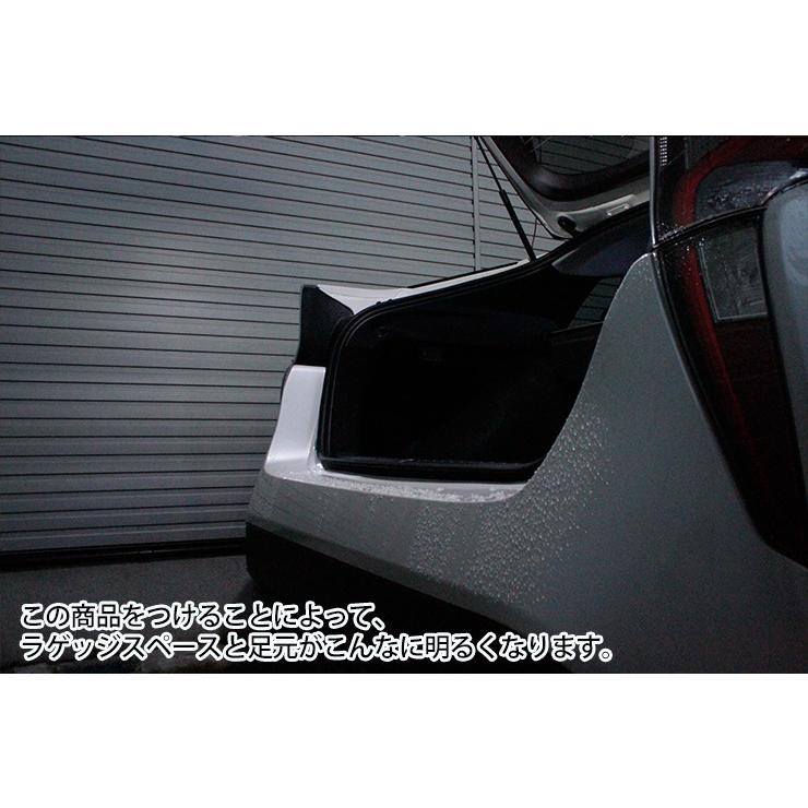 トヨタ 50プリウス用 純正パネル使用 バックドア（バックゲート）LED