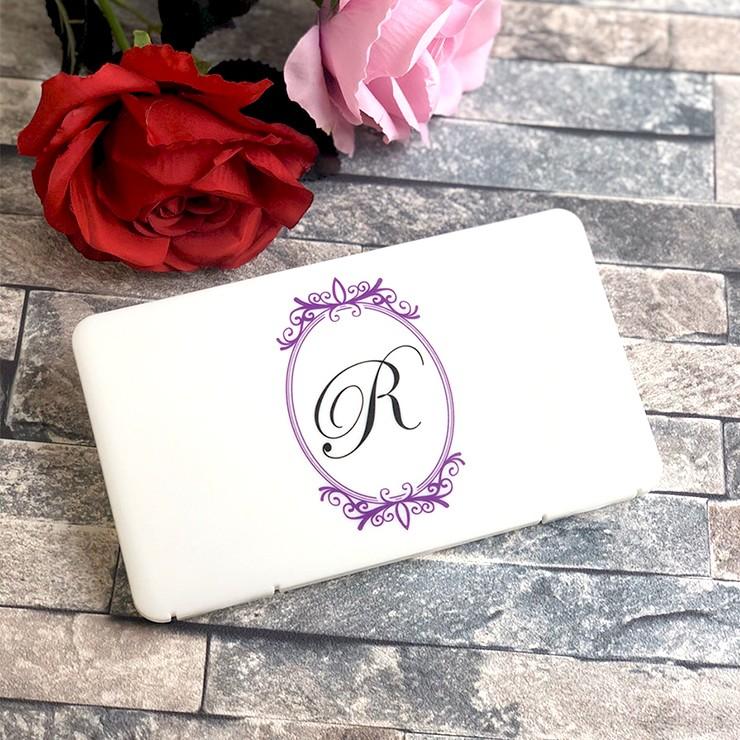 アンティークイニシャル マスクケース ホワイト 携帯 ボックス ポータブルマスクケース 清潔 おしゃれ かわいい マスク 車 携帯 保管 Maskcase Antique カーパーツ専門のawesome Japan 通販 Yahoo ショッピング