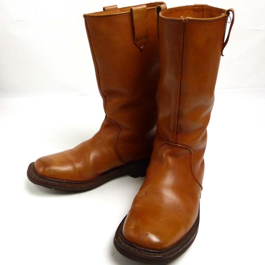 Tricker