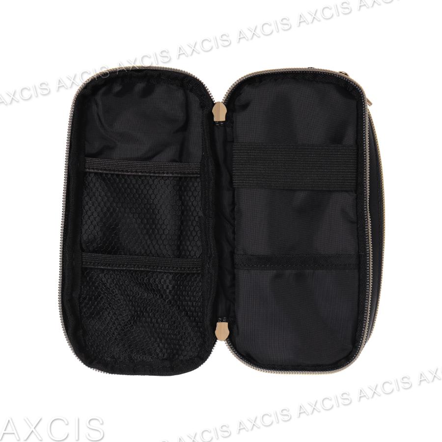 キヨ 黒い合成皮革ポーチ 金具ロゴ付き キヨ 黒い合成皮革ポーチ 金具