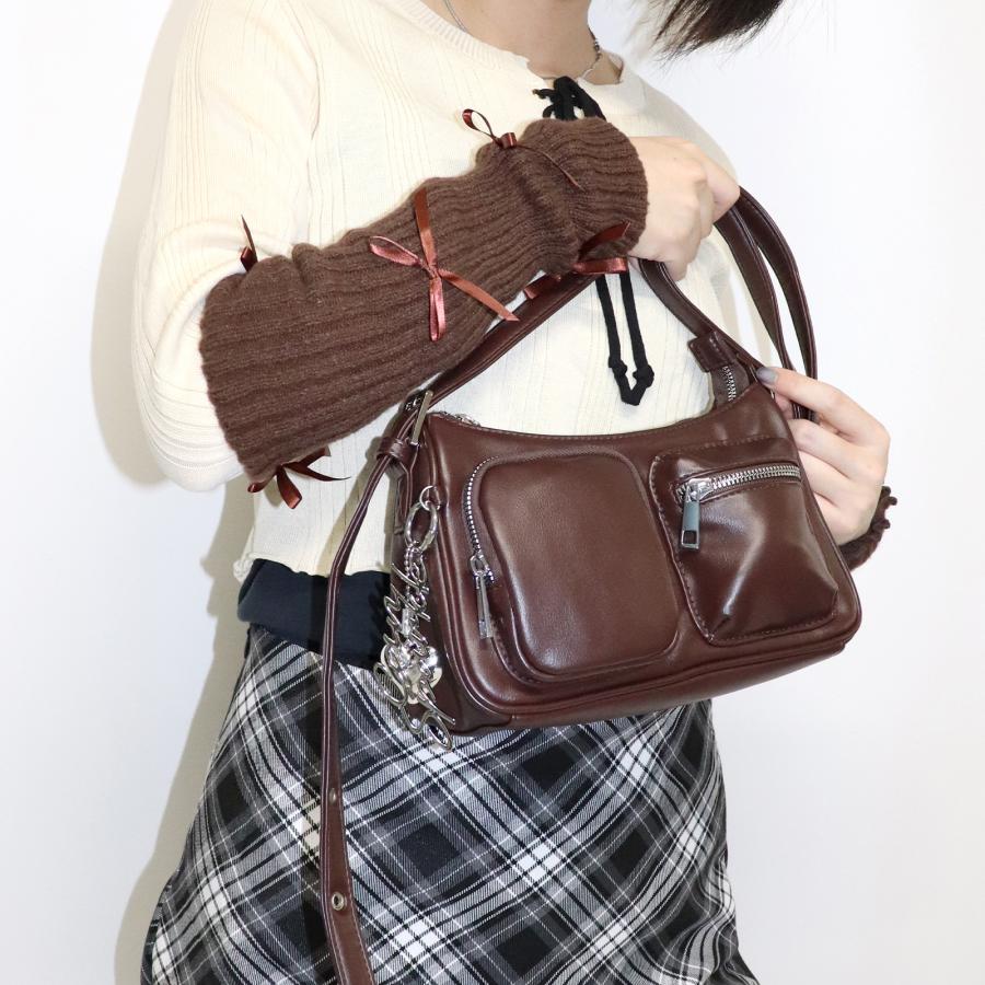 ダブルポケット 英字チャーム付 ショルダー バッグ 合皮 ミニバッグ