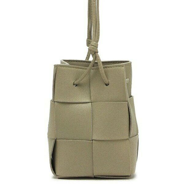 BOTTEGA VENETA（ボッテガ・ヴェネタ） ショルダーバッグ カセット