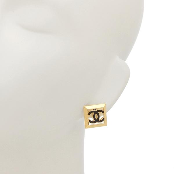 CHANEL シャネル ピアス ココマーク CCマーク ゴールド ブラック CHANEL シャネル ピアス ココマーク CCマーク ゴールド ブラック