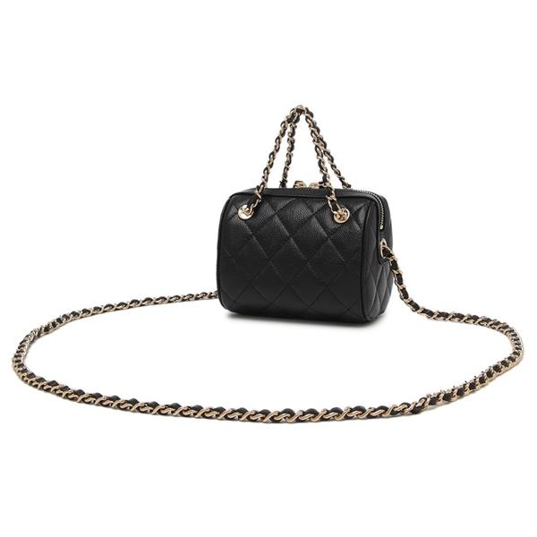 美品CHANEL マトラッセミニショルダーバッグ ブラック￼ CHANEL（シャネル） ショルダーバッグ マトラッセ ミニバッグ CCマーク