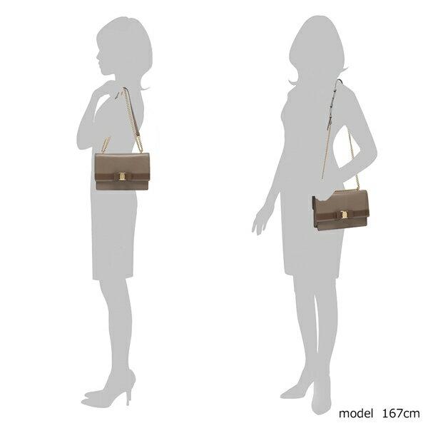 FERRAGAMO フェラガモ ショルダーバッグ ヴァラ レディース