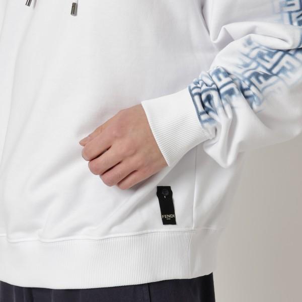 FENDI フェンディ パーカー トップス スウェット フーディー