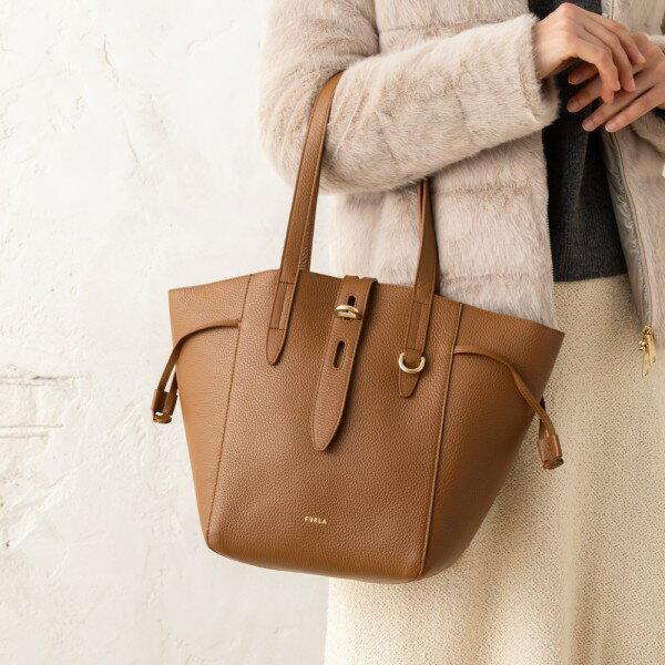 フルラ FURLA トートバッグ ネット Mサイズ レディース BZT0FUA A.0011 HSF000の画像
