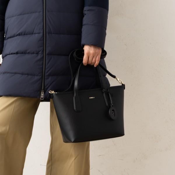 【美品】FURLA フルラ ボストンバッグ レザー 2WAY バッグ FURLA（フルラ） 2WAY ミニ ボストンバッグ ヴィーナス黒×アイボリー