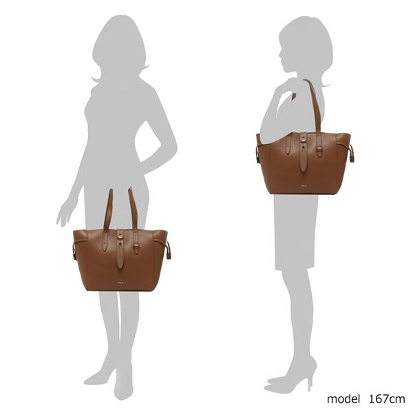 フルラ トートバッグ ネット ブラウン レディース FURLA WB00779 HSF000 03B00 NET M TOTE 29 COGNAC h A4対応の画像