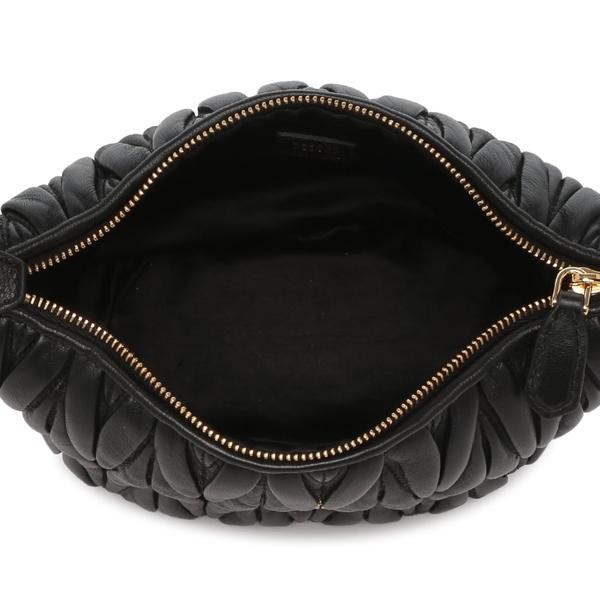 【美品】MIU MIU 黒 プリーツバッグ　ショルダー紐付き　ハンドバッグ miu miu（ミュウミュウ） ハンドバッグ ショルダーバッグ マテラッセ