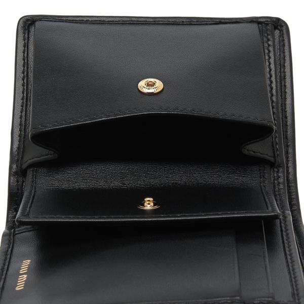 miu miu（ミュウミュウ） 三つ折り財布 ブラック レディース MIU
