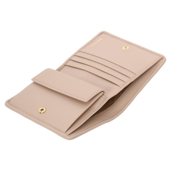 miu miu（ミュウミュウ） 二つ折り財布 ミヌテリア マテラッセレザー