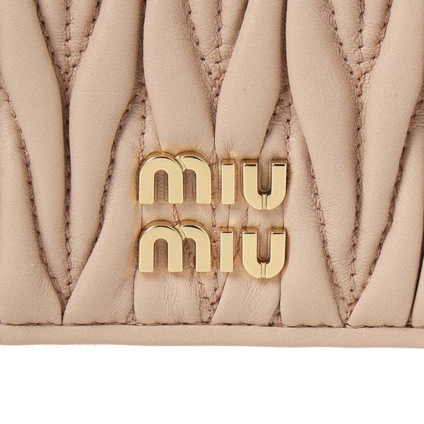 miu miu（ミュウミュウ） 二つ折り財布 ミヌテリア マテラッセレザー