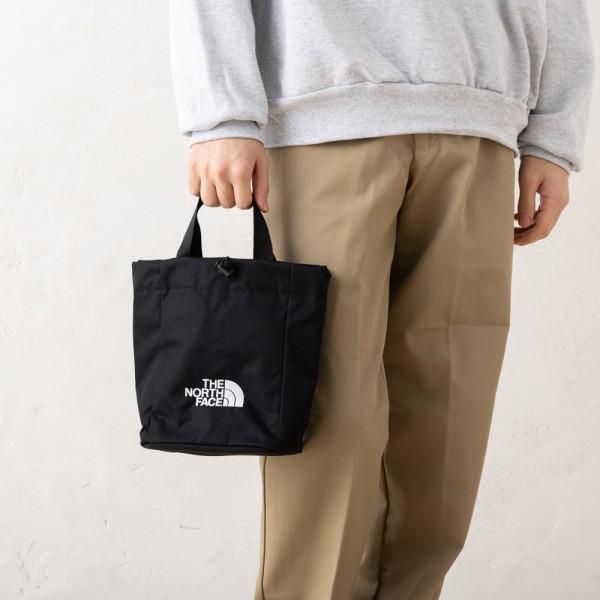 THE NORTH FACE ザノースフェイス ショルダーバッグ ホワイト THE NORTH FACE ザノースフェイス ショルダーバッグ ホワイト