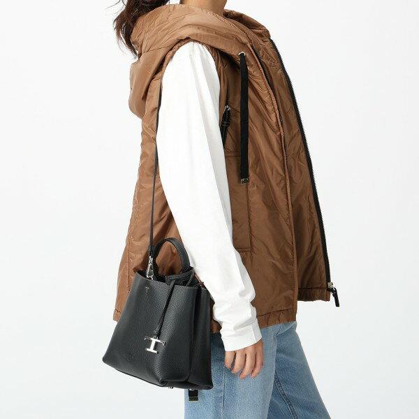 TOD'S（トッズ） ハンドバッグ ショルダーバッグ ロゴ Tチャーム
