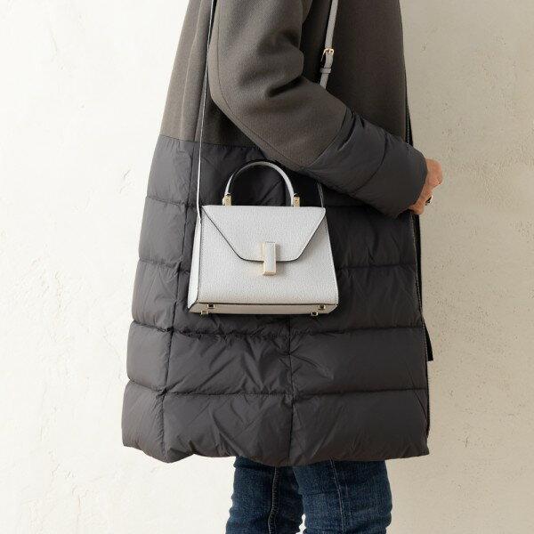 まみなみん 付属品完備 Valextra イジィデ マイクロ ハンドバッグ Valextra（ヴァレクストラ） ショルダーバッグ ISIDE MICRO イジィデ